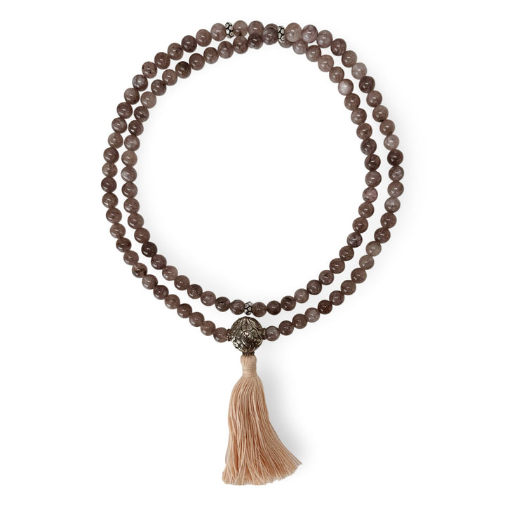 Onyx Mala mit Silberperlen und Quaste - Atelier Tibet