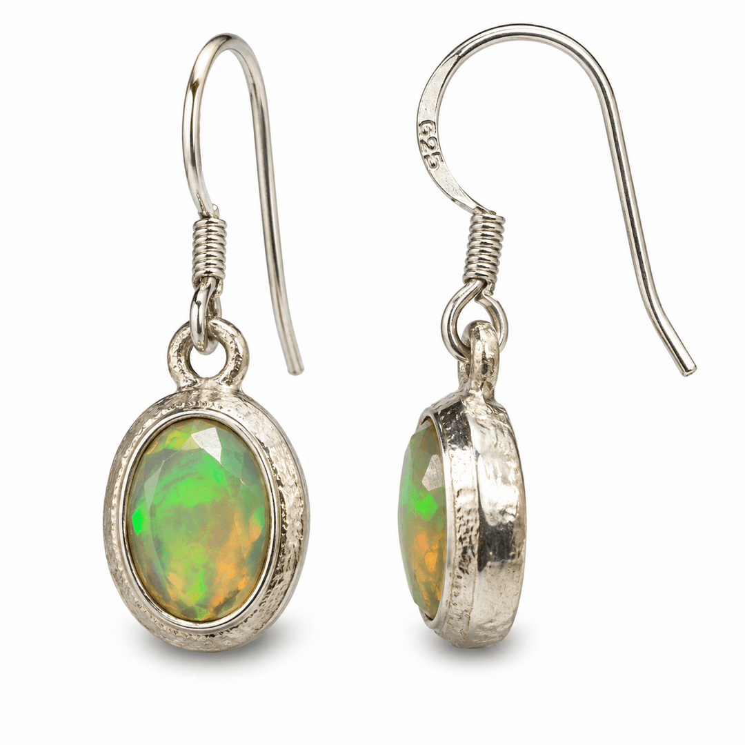 Opal Ohranhänger aus Silber - Atelier Tibet
