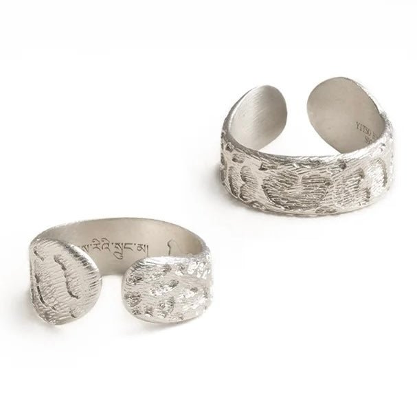 Ring «Schneeleoparden-Schwanz» aus Silber · CHARU × Yitso - Atelier Tibet