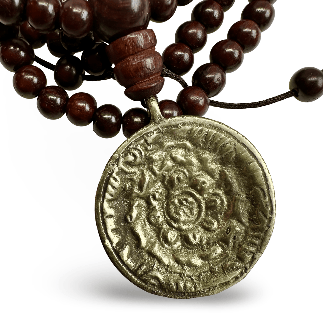 Rosenholz - Mala mit Schutz - Amulett - Atelier Tibet