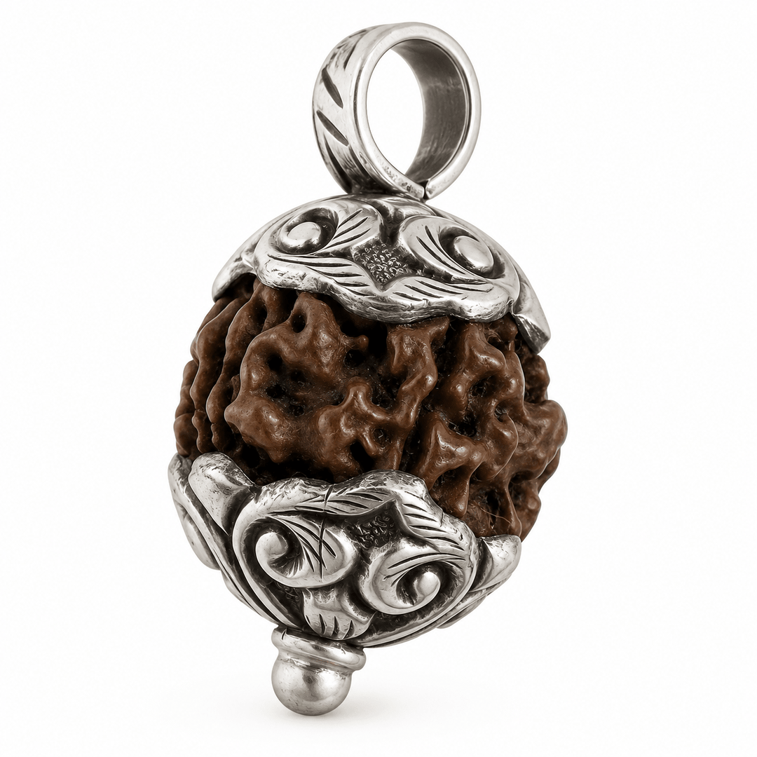 Rudraksha-Anhänger mit Silber - Atelier Tibet