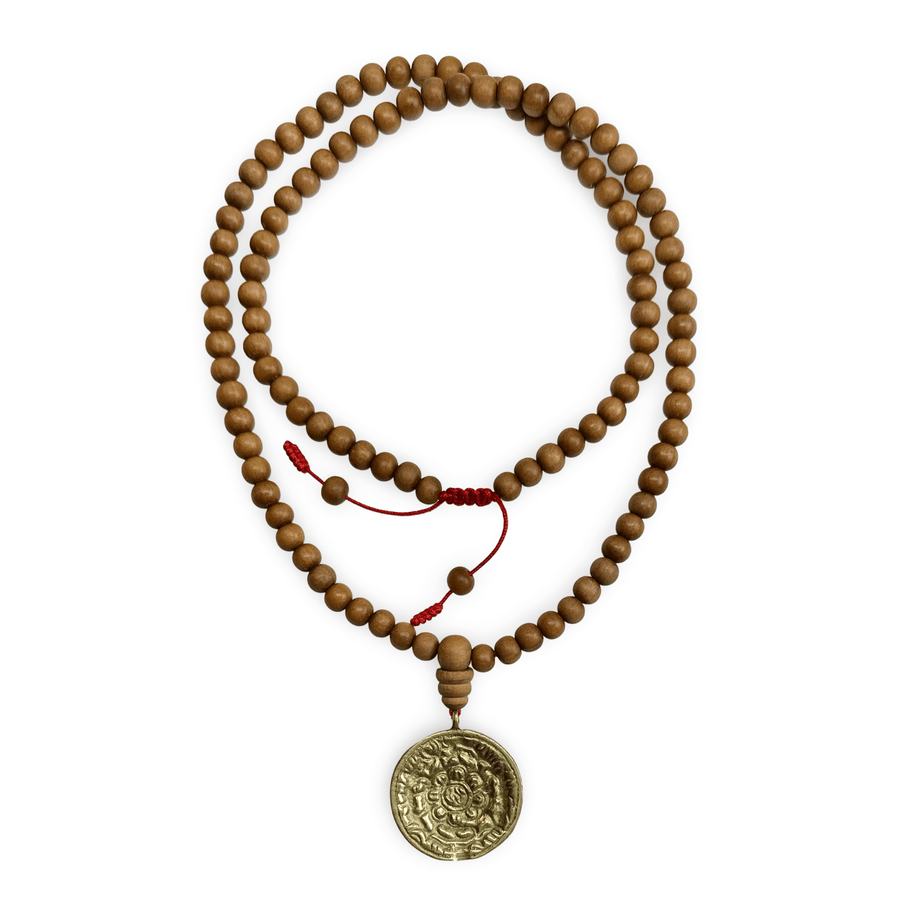 Sandelholz - Mala mit Schutz - Amulett - Atelier Tibet