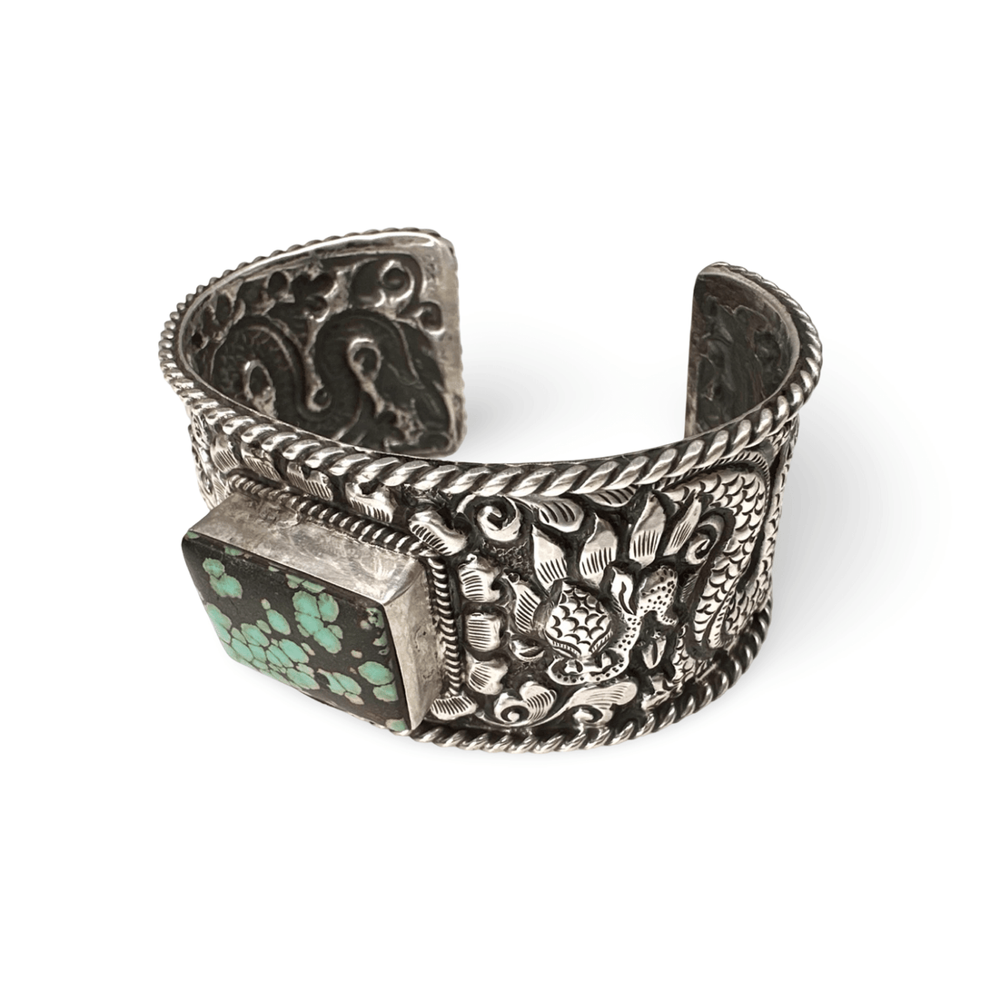 Schwere Armspange aus Silber mit Drachenmotiv und Türkis - Atelier Tibet
