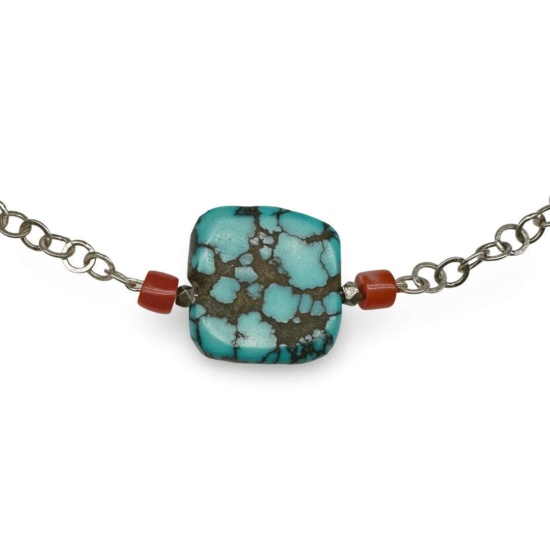 Silberkette mit grosser Türkis - und kleinen Korallen - Perlen - Atelier Tibet