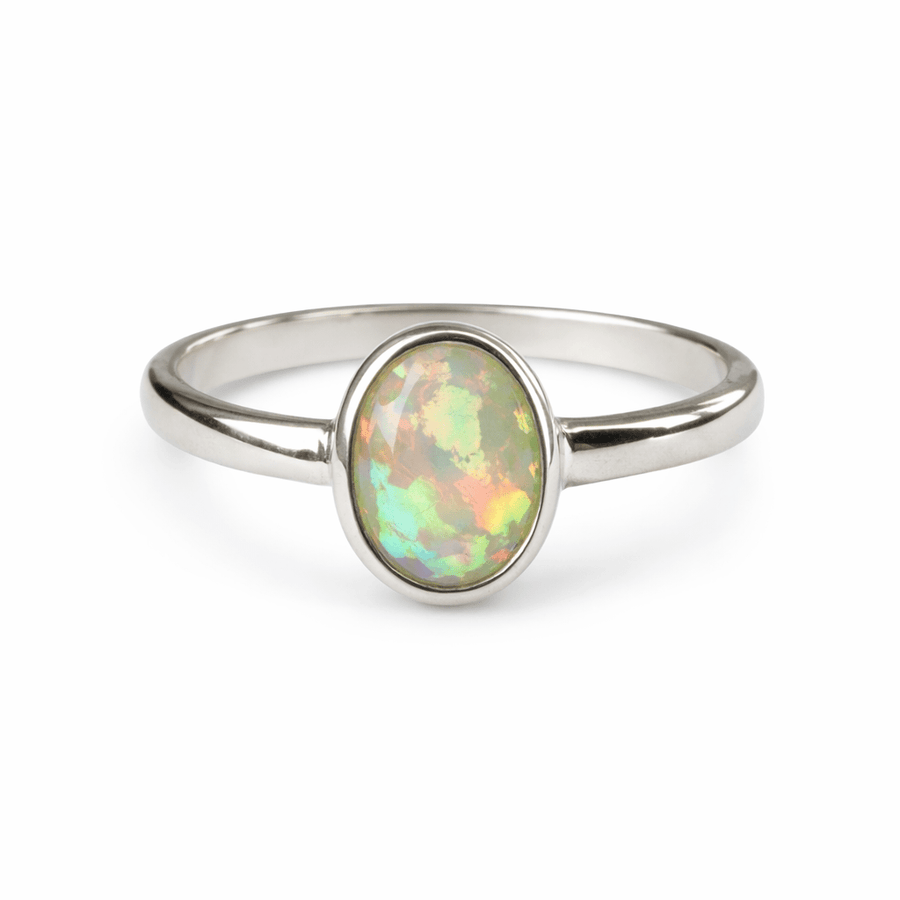 Silberring mit facettiertem Opal - Atelier Tibet
