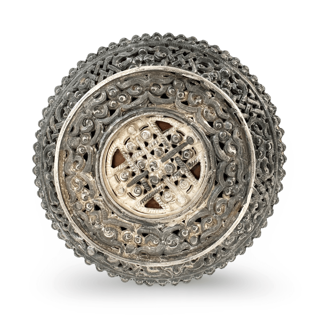 Tibetische Butterteeschale – Silber und Holz - Atelier Tibet