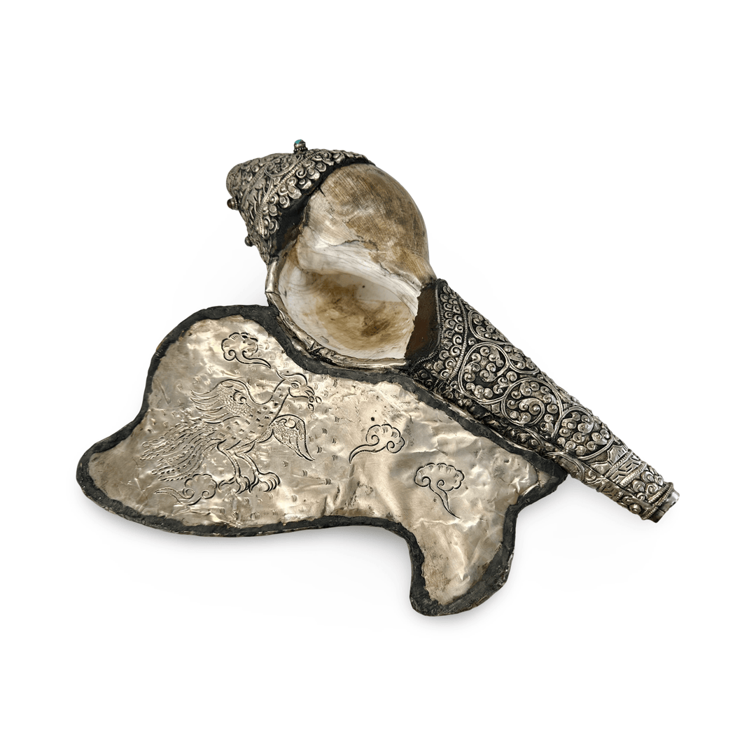 Tibetische Dungkar – Silbermontierung mit Türkis und Koralle - Atelier Tibet