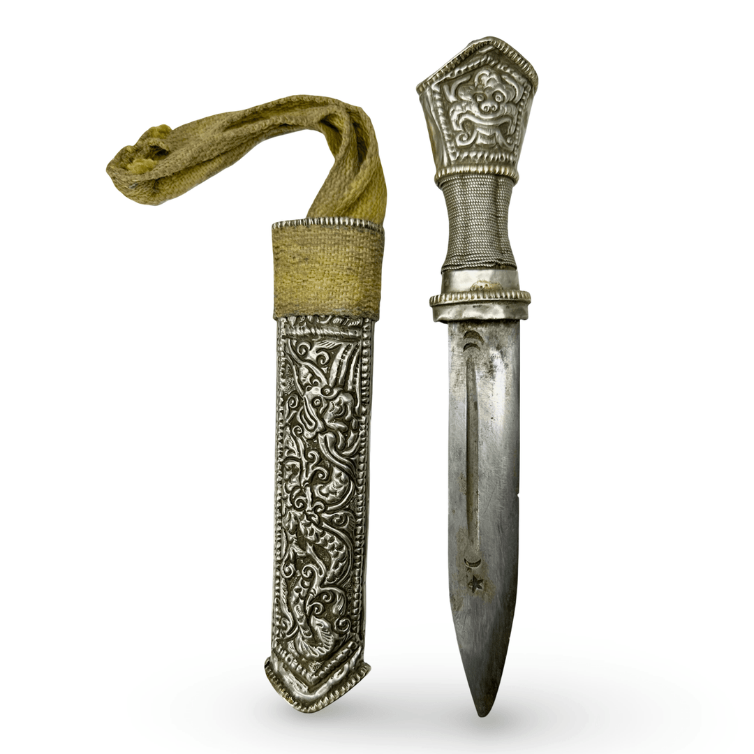 Tibetischer Dolch (Gri Gu) – 19. / frühes 20. Jahrhundert - Atelier Tibet