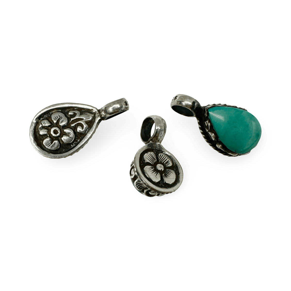 Tibetischer Silber - Anhänger mit Türkis - Atelier Tibet