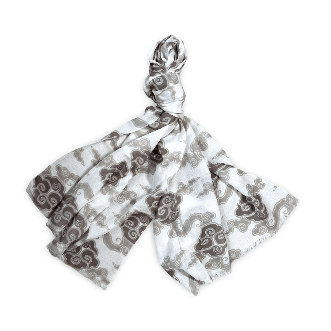 Tibetischer Wolken Schal «Summer Cloud» • 100% Merino • Studio Losel - Atelier Tibet