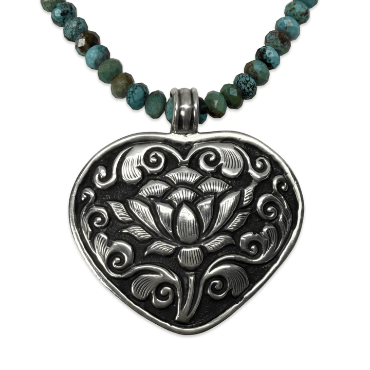 Türkis-Kette mit beidseitigem tibetischem Herzanhänger - Atelier Tibet