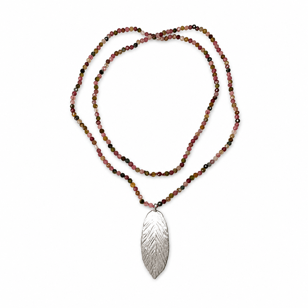 Turmalin-Halskette mit Silberblatt - Atelier Tibet
