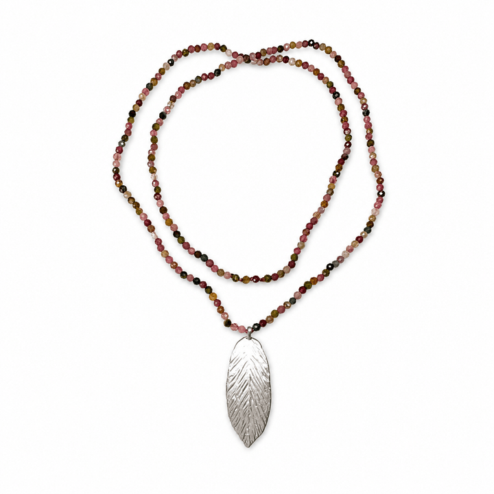 Turmalin-Halskette mit Silberblatt - Atelier Tibet