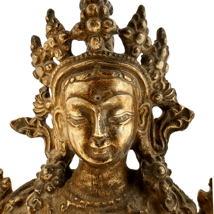 Vergoldete Kupferstatue der Grünen Tara in antikem Stil - Atelier Tibet