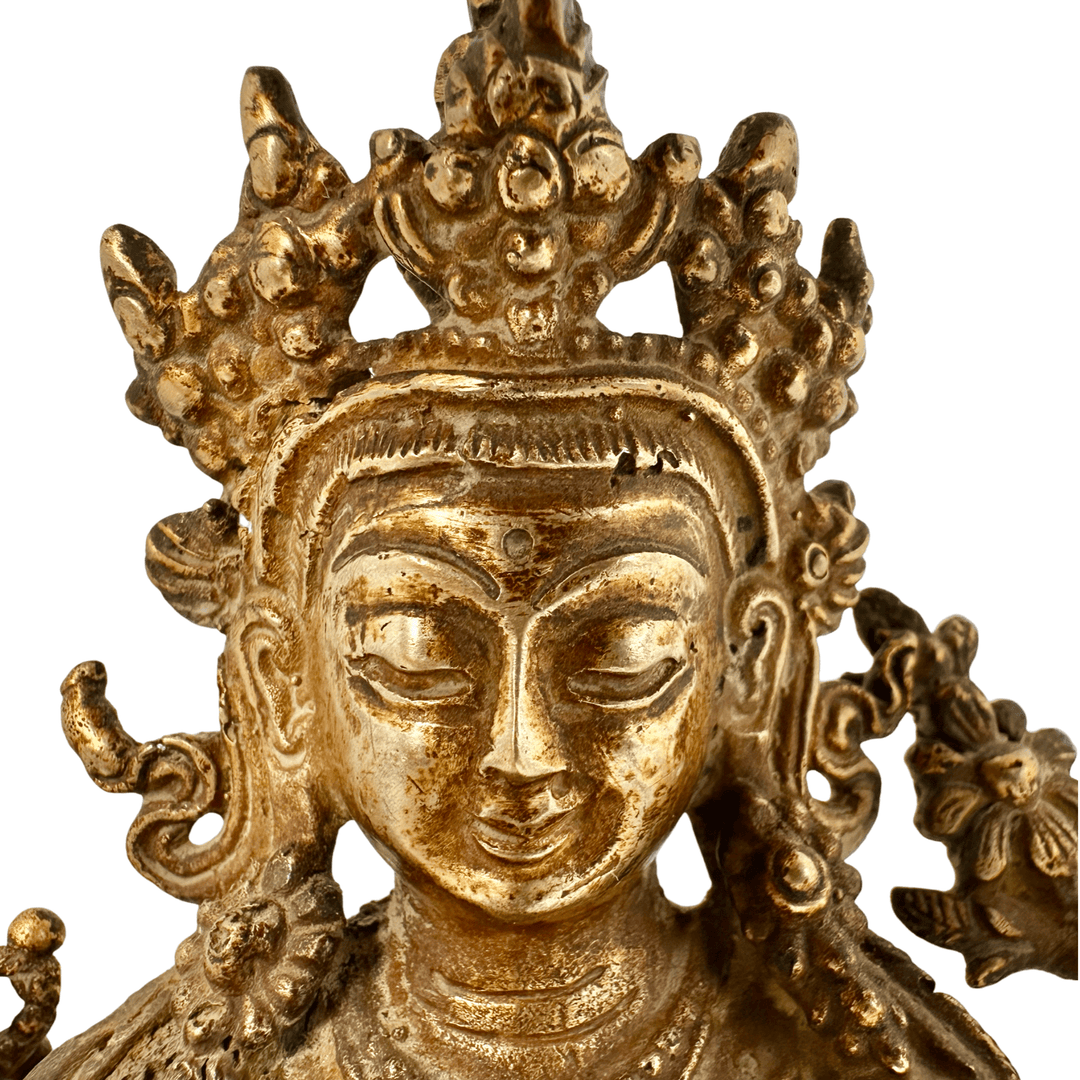 Vergoldete Kupferstatue des Avalokiteshvara in antikem Stil - Atelier Tibet