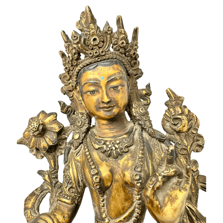 Vergoldete Kupferstatue «Grüne Tara» in antikem Stil mit Patina - Atelier Tibet
