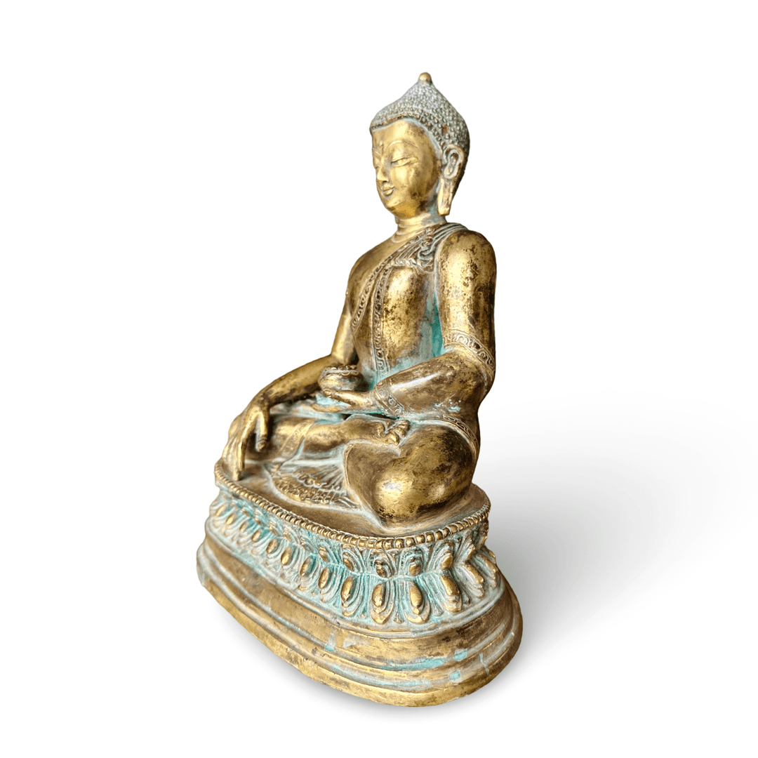 Vergoldete, patinierte Shakyamuni - Buddha - Statue aus Kupfer, 20 cm hoch - Atelier Tibet
