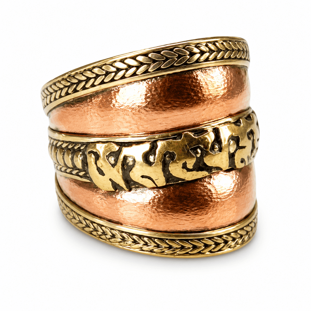 Verstellbarer Mantra-Ring aus Kupfer und Messing - Atelier Tibet