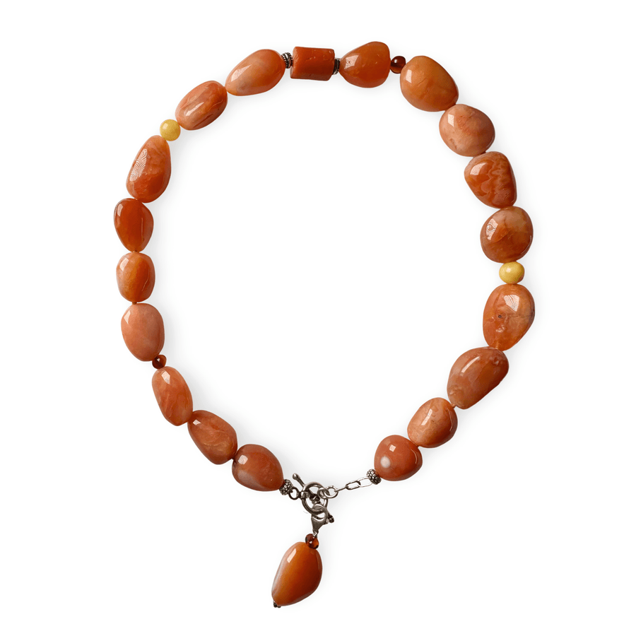 Vielseitig tragbare Kette aus Achat, Bernstein, Silber und alter Koralle - Atelier Tibet
