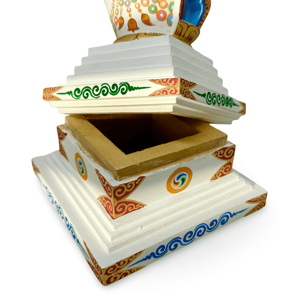 Weisse Stupa aus Holz mit Augen Buddhas - Atelier Tibet