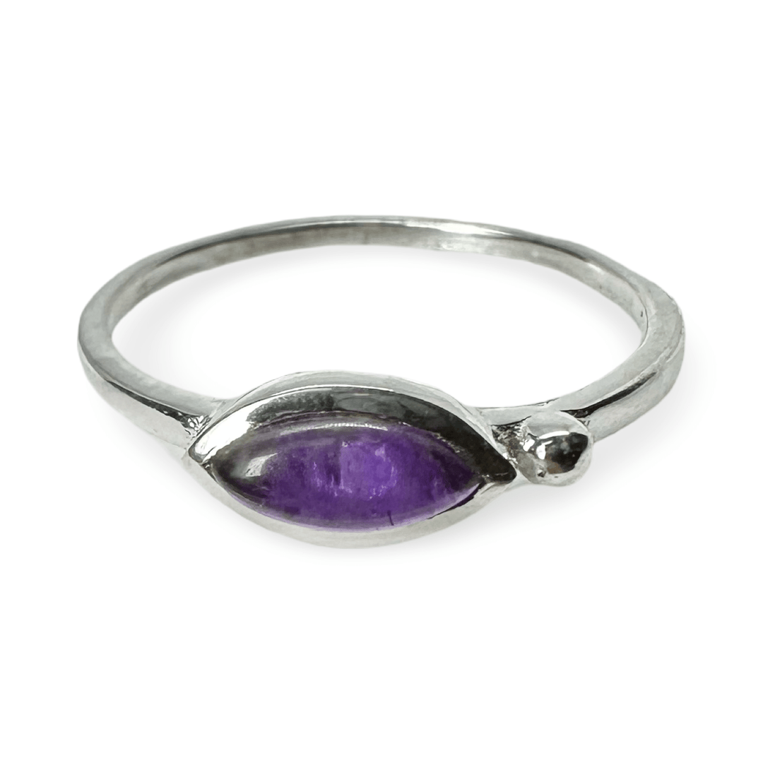 Zarter, eleganter Silberring mit farbigem ovalem Schmuckstein - Atelier Tibet