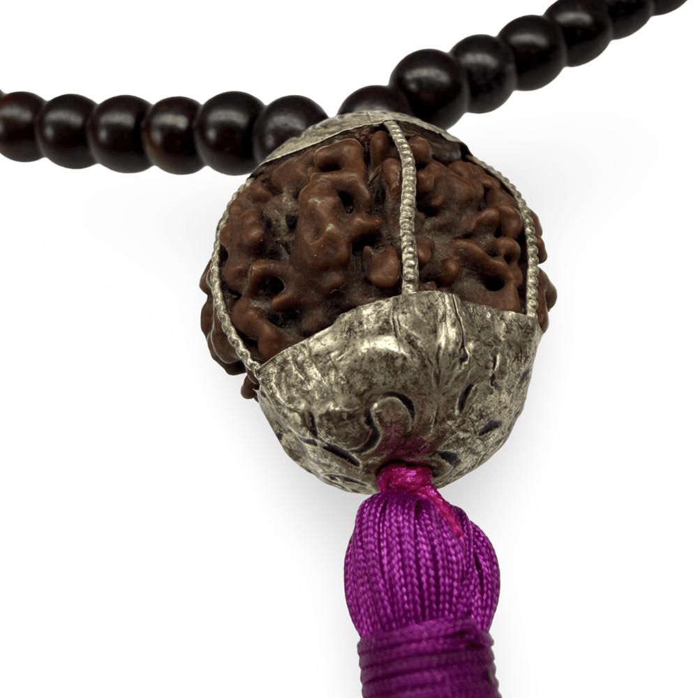 Zierliche Mala aus Rosenholz mit Rudraksha und Türkis - Atelier Tibet