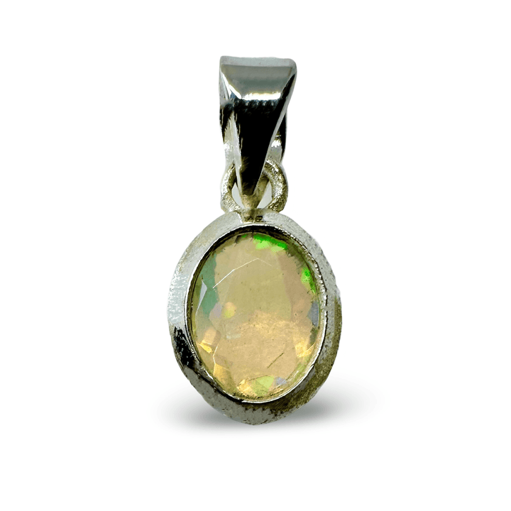 Zierlicher Opal Anhänger aus Silber - Atelier Tibet