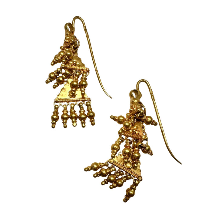 Exquisite antike indische Ohranhänger aus reinem Gold - Atelier Tibet
