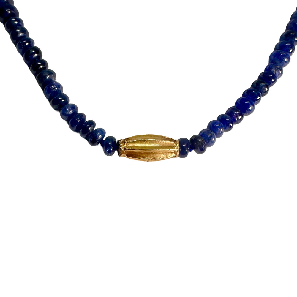 Limited Edition #3: Saphir-Halskette mit antiker indischer Goldperle - nur 3 Stück! - Atelier Tibet