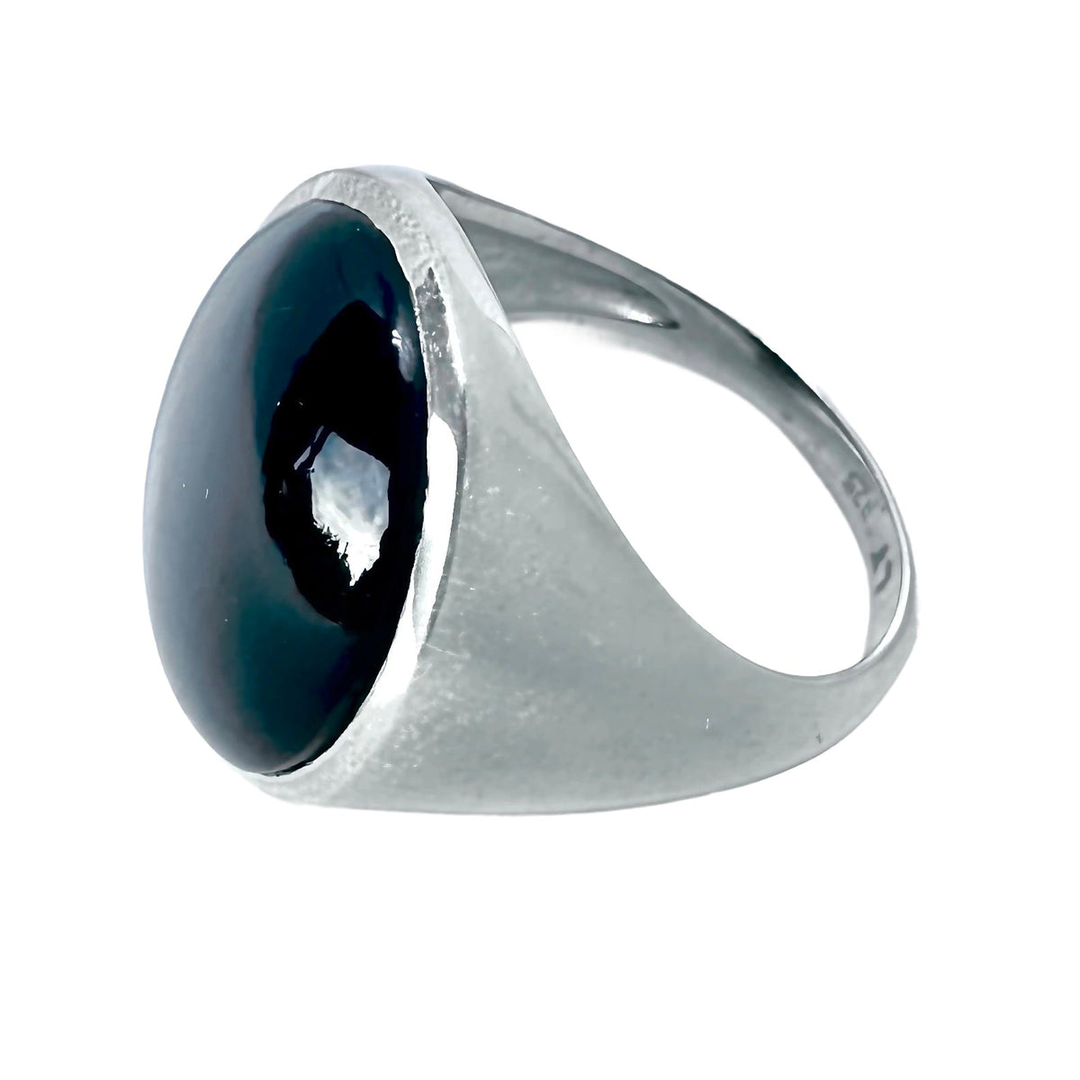 Silberring mit schwarzem Onyx - Atelier Tibet