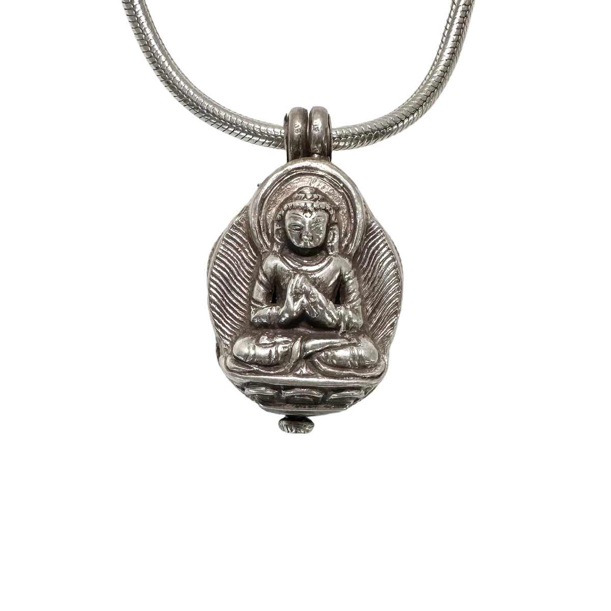 Vairochana Buddha Ghau Anhänger aus Silber - Atelier Tibet